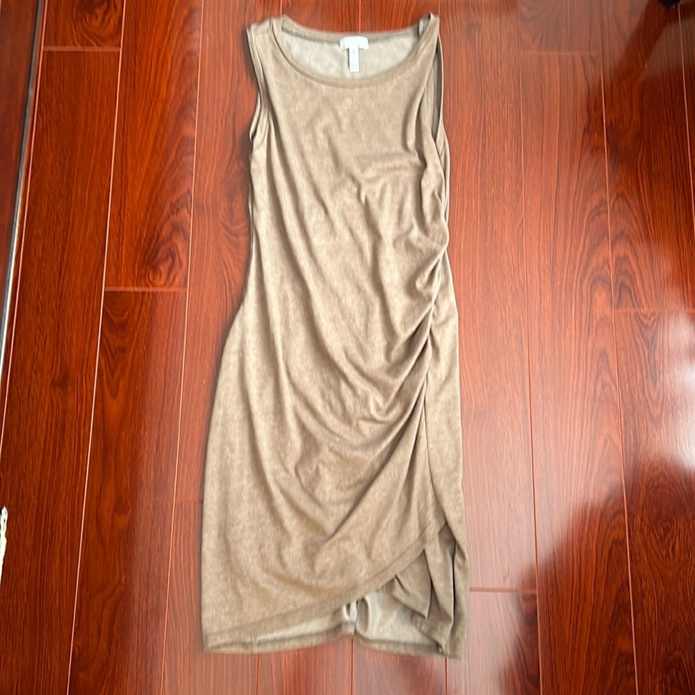 Leith sleeveless fitted rushed dress. Size M (fits small)